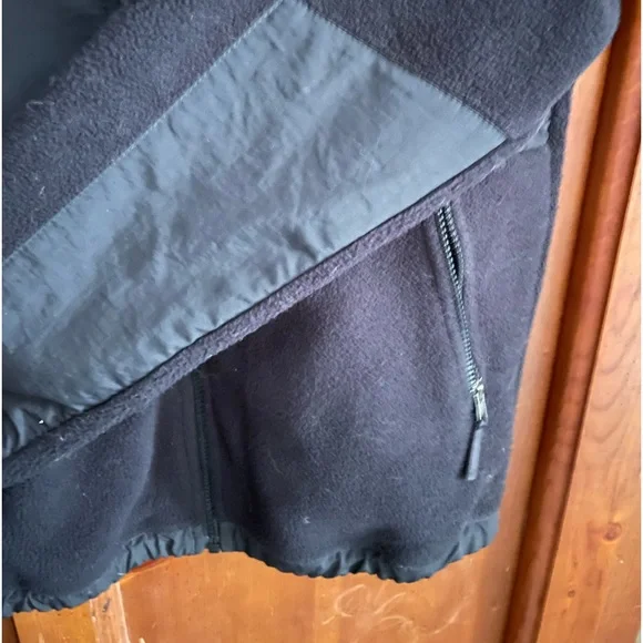 North Face Jacket - Size Large (14/16) - Picture 3 of 6